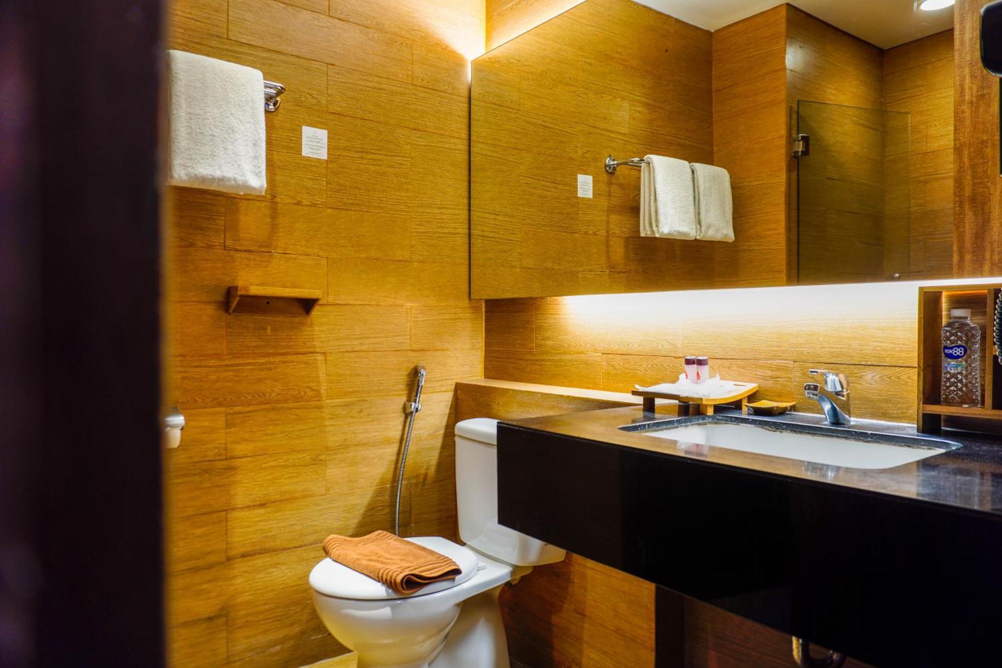De Java Hotel בנדונג מראה חיצוני תמונה